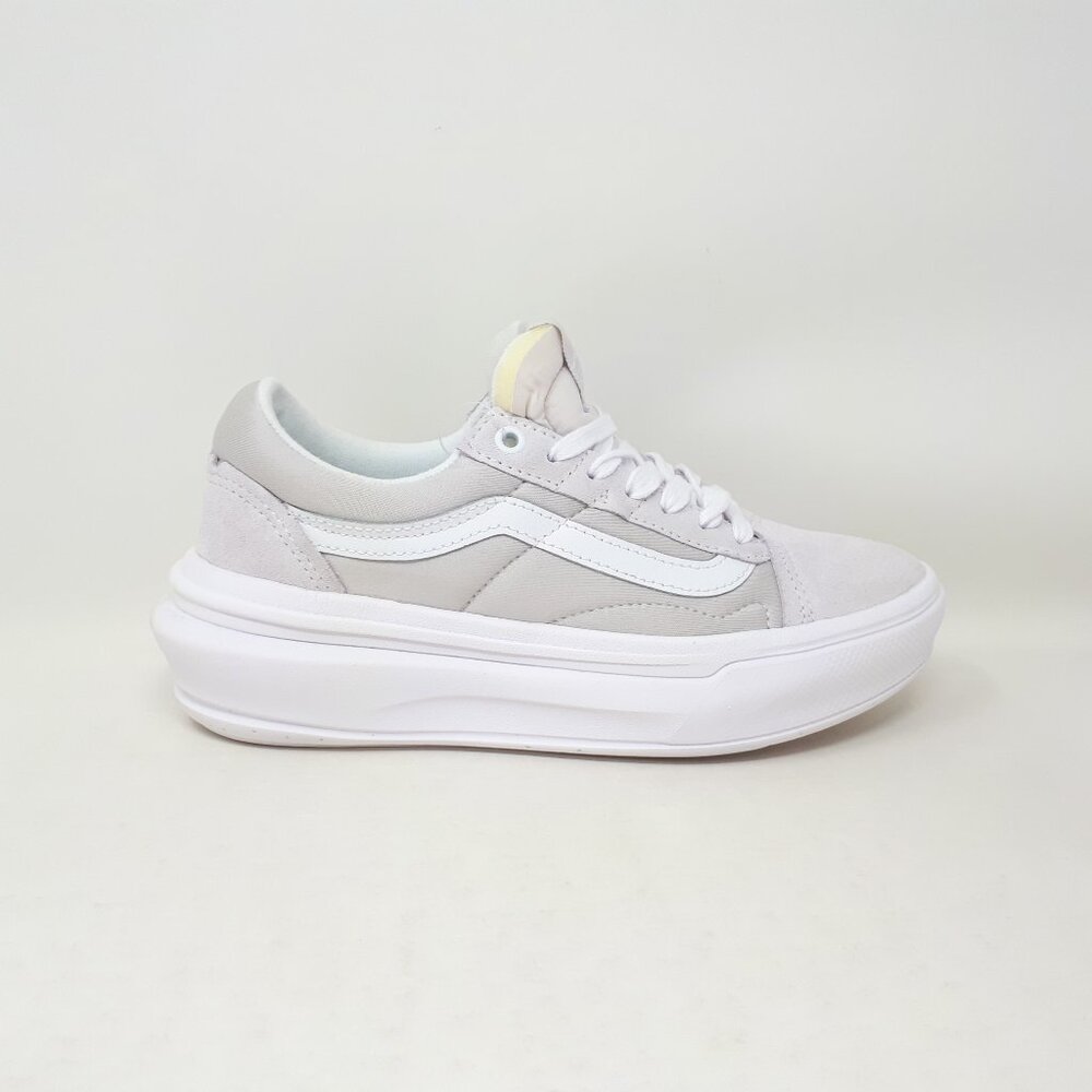 Vans Old Skool Overt CC Stacked Platform Shoe Sneaker Light Grey White Womens US